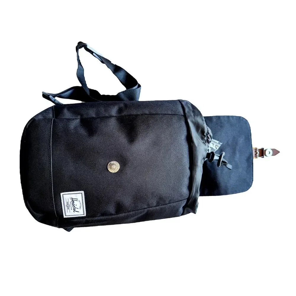 Herschel Supply Co. Retreat Sling Bag in Black